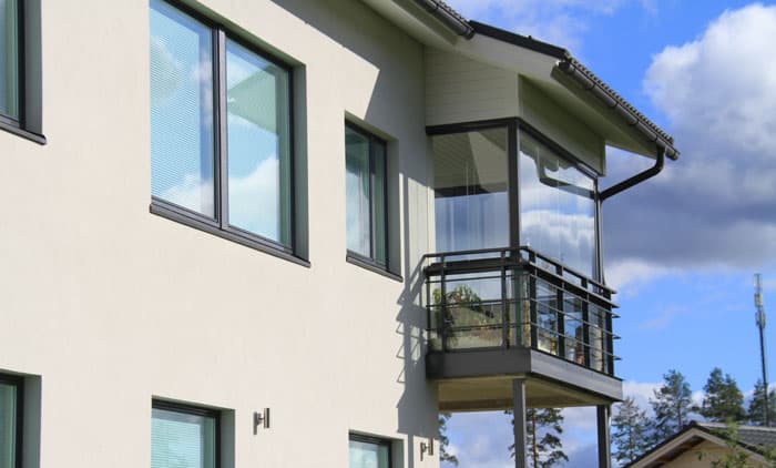 Parvekelasituksella merkittävä säästö lämmitysenergiaan