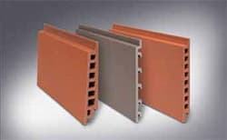 <p data-block-key="dcei7">Tiililaattaprofiileissa useita eri muotoja ja värejä.</p>