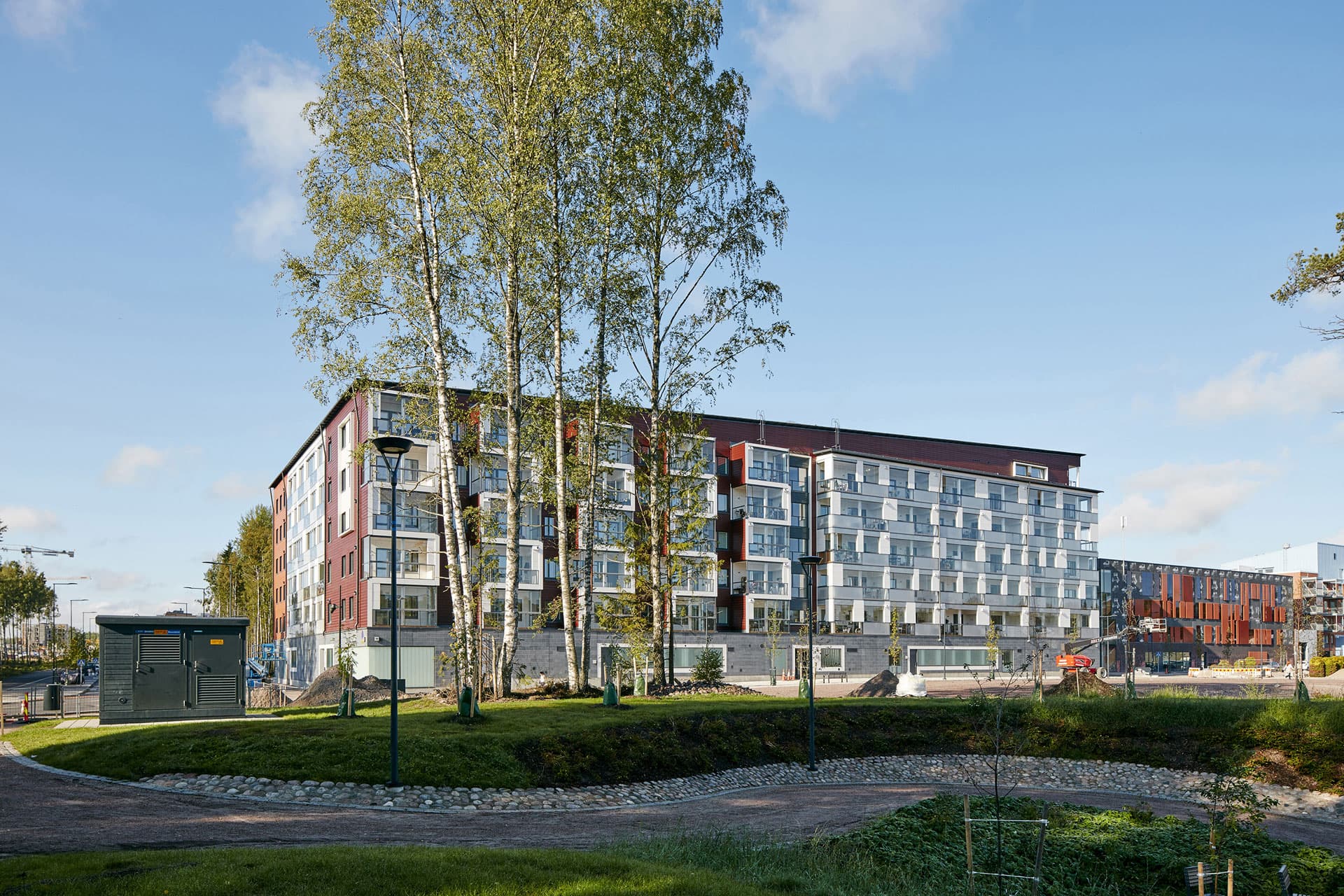 <p data-block-key="izwlu">Huoneistokohtainen ilmanvaihto on mahdollista asentaa sekä uusiin että vanhoihin taloihin.</p>