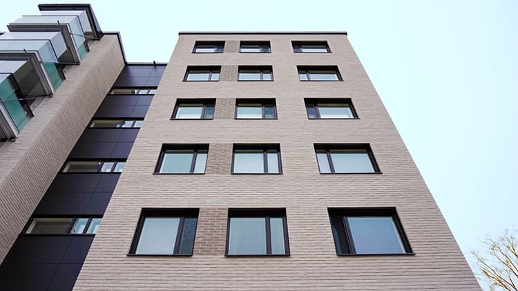 Vanha julkisivu uudistettiin - katso kuvat!