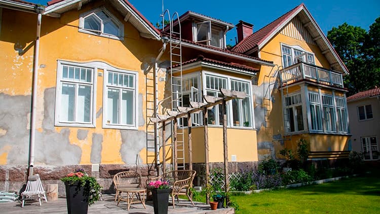 Kotiautomaatiojärjestelmä sopii loistavasti saneeraus­kohteisiinkin