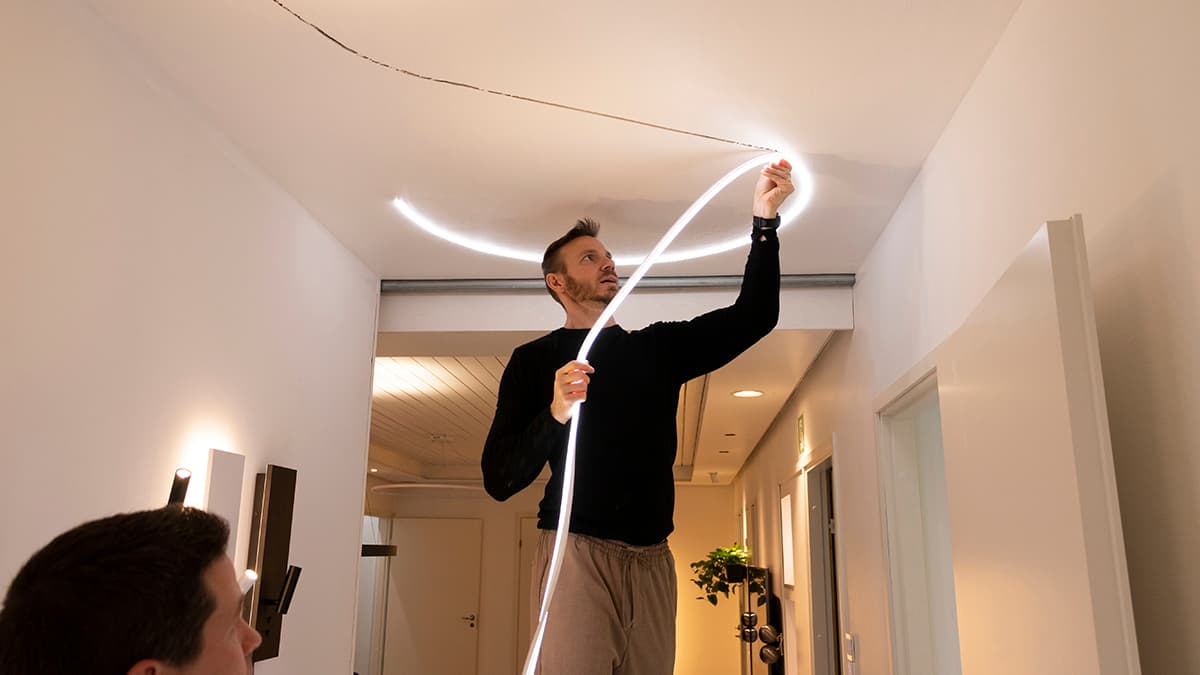 Led-valaistusremontin toteutus ja hinta - näin teet kaarevat muodot kattoon