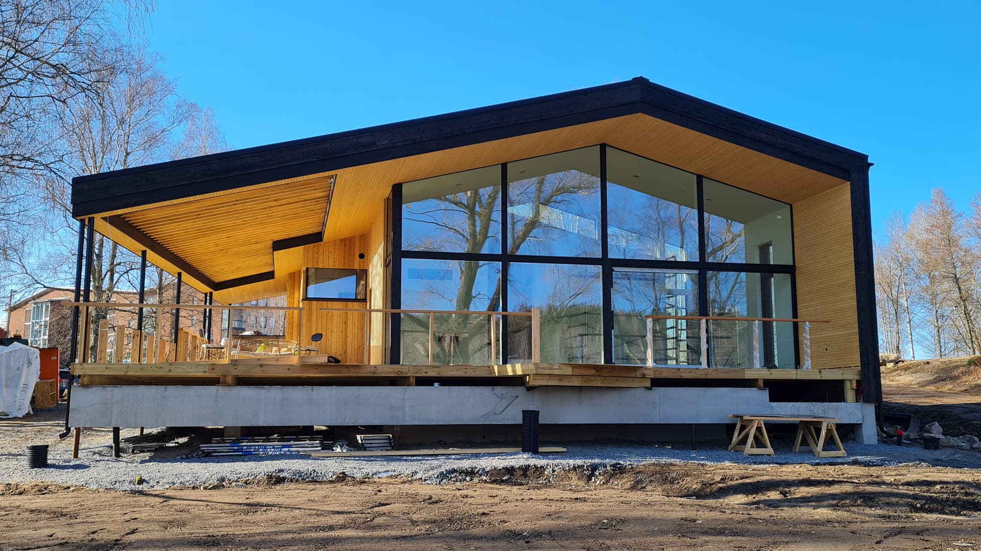 Paino­voimainen ilmanvaihto päihitti koneellisen - Villa Hopeapuussa tavoitteena terve sisäilma