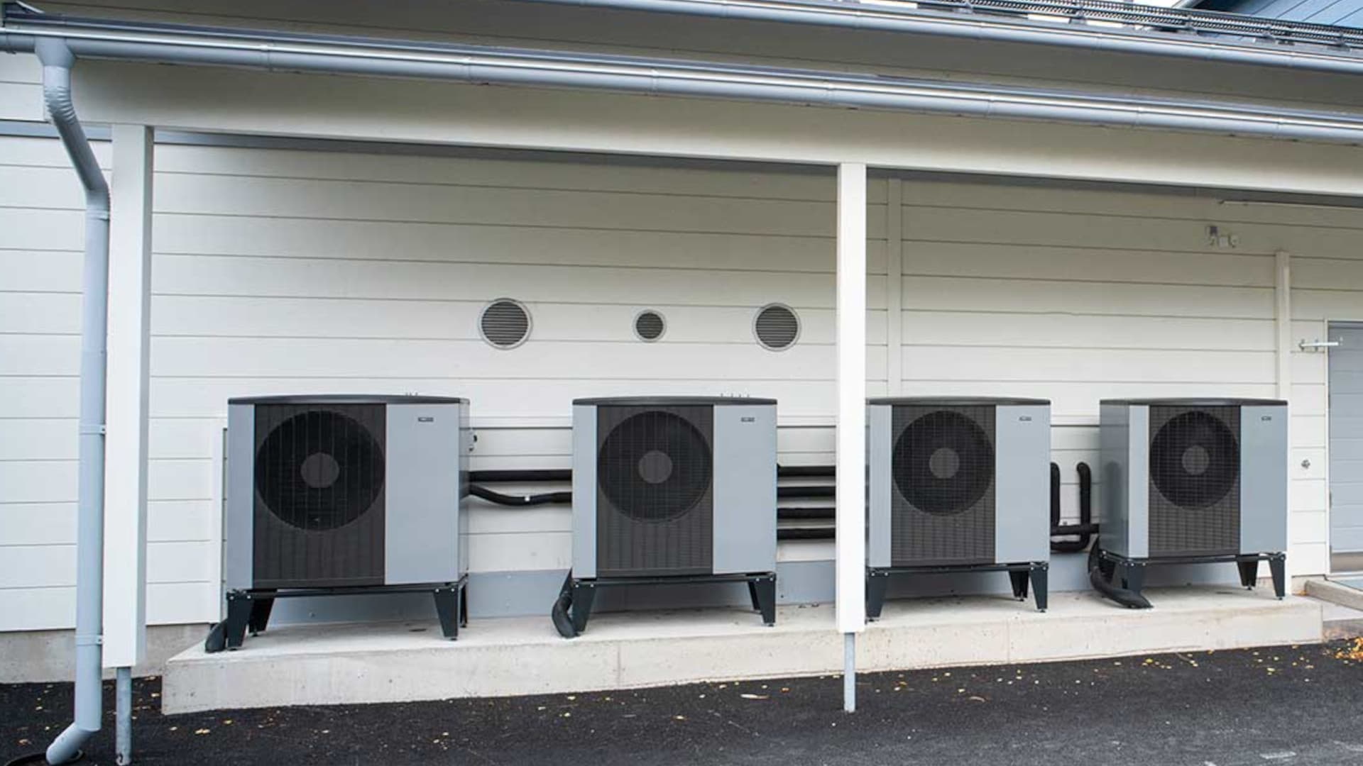 Mikä lämmitys­muodoksi taloyhtiöön?