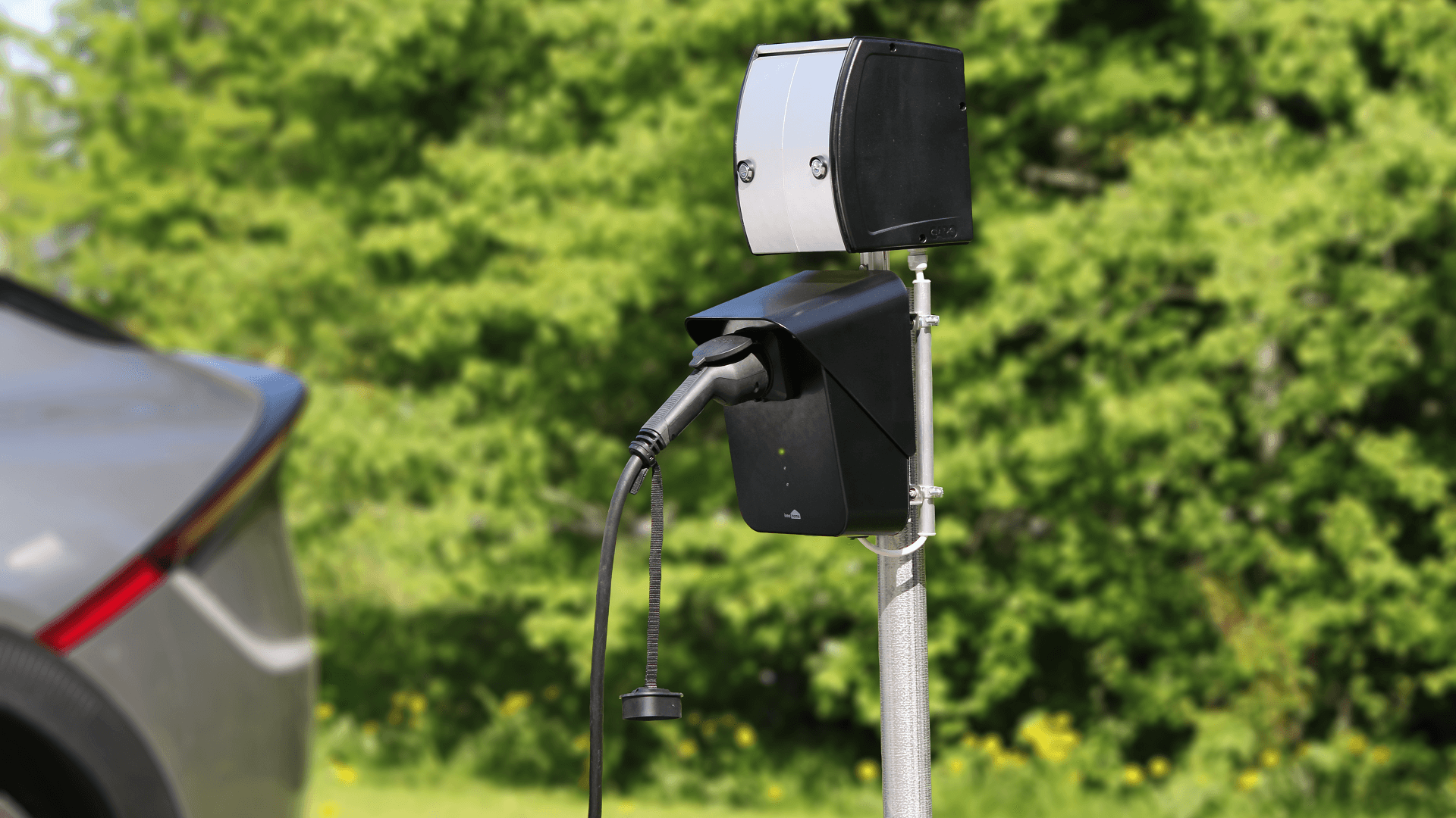 Älylatauksella voi vaikuttaa merkittävästi sähköauton latauksen hintaan