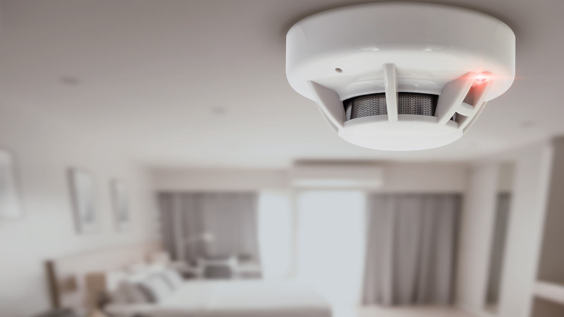 Palovaroittimet, joissa on etävalvonta, tunnistavat itse huolto- tai vaihtotarpeen