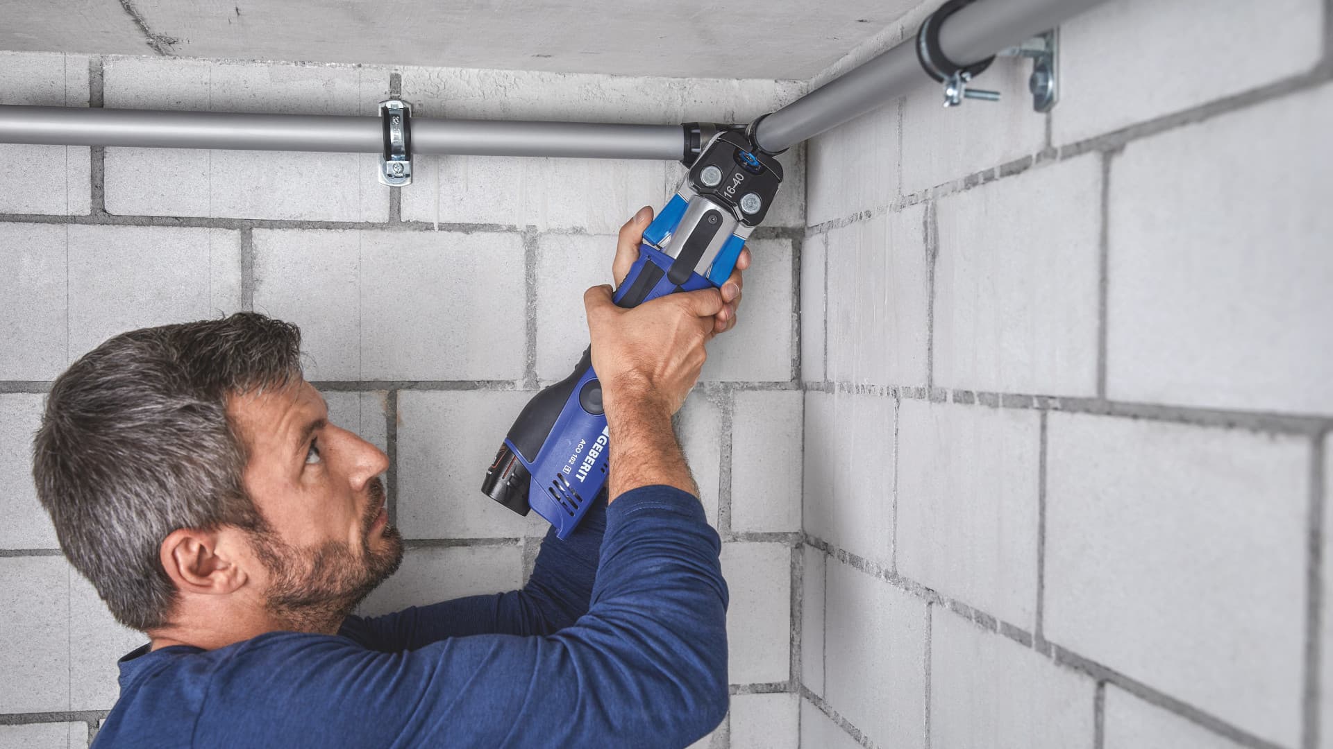 Vuosittain kymmeniätuhansia vuotovahinkoja; usein syynä liikaa lykätty putkiremontti