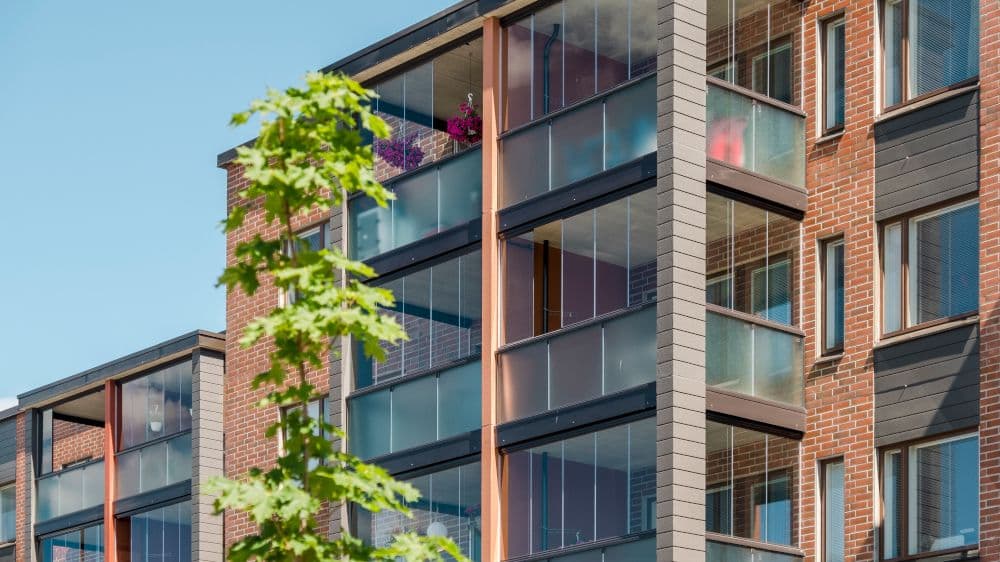 Parvekelasitus on tehokas keino säästää lämmitysenergiaa