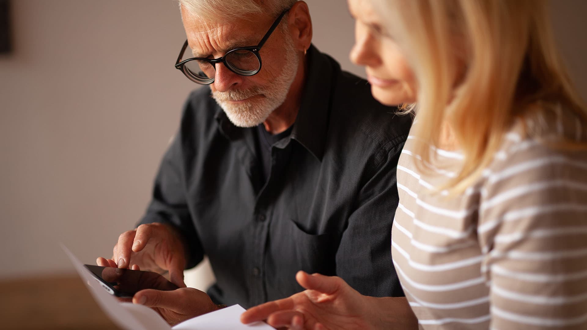 Mitä hyötyjä maalämpöön siirtyminen tuo taloyhtiölle?