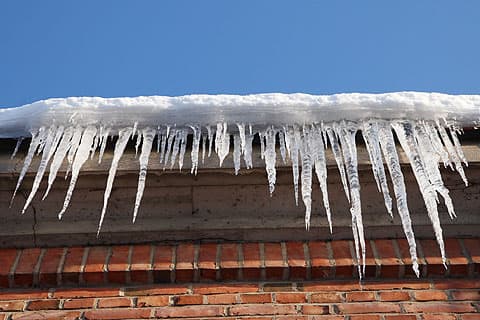 Poistuuko vastuu onnettomuudesta varoituskyltillä?