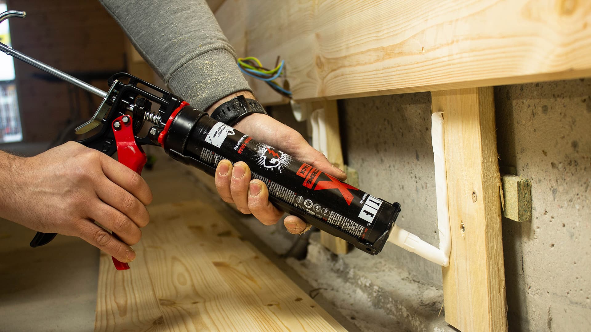 Rakennuskemialta ratkaisuja tyypillisimpiin liimaus- ja tiivistysongelmiin